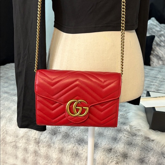 Gucci Red Quilted Leather Clutch - Picture 8 of 8